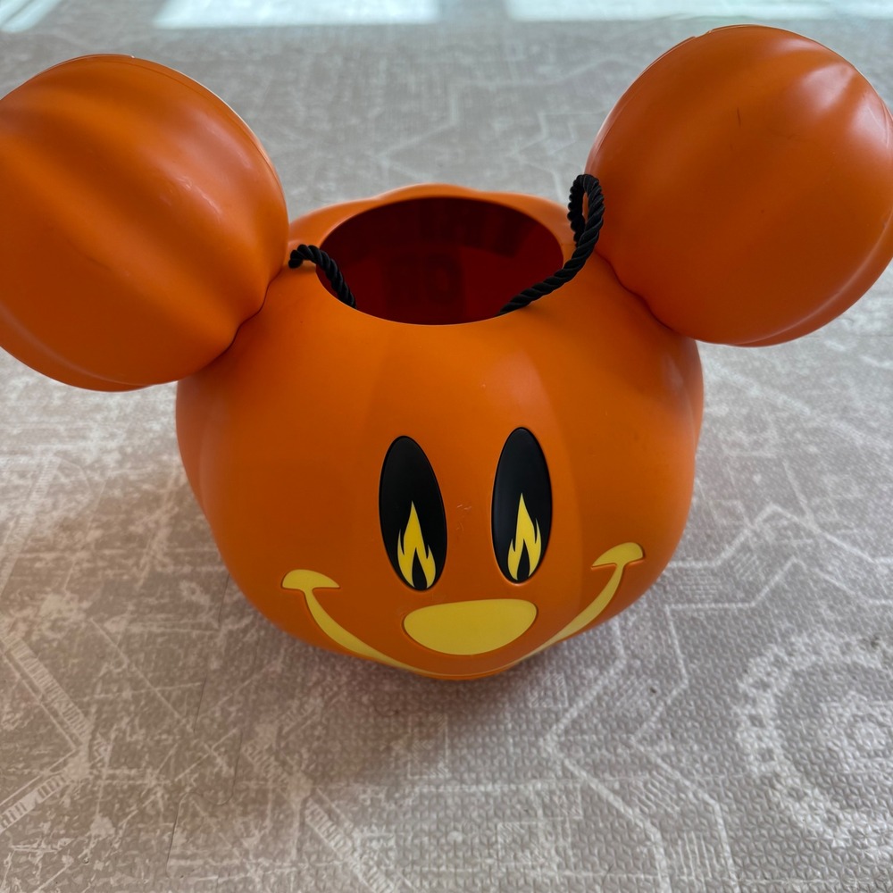 Disney 2023 Mickey Mouse‎ Pumpkin Trick Or Treat Bucket Halloween Candy Pail